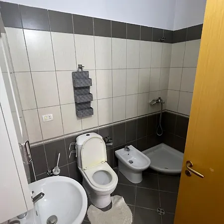 Beautiful 2 Bedroom Flat Apartment Vlore